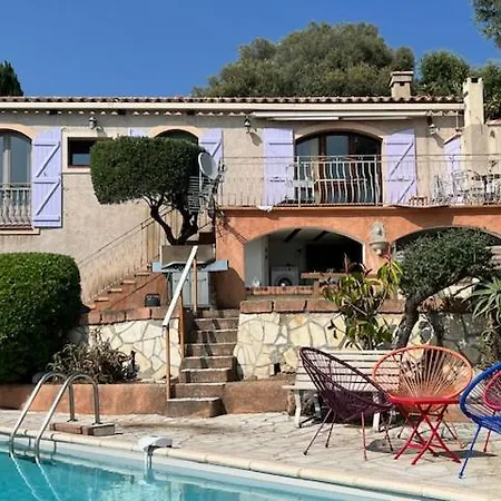 Villa Vue Avec Piscine Et Jardin Arbore *
